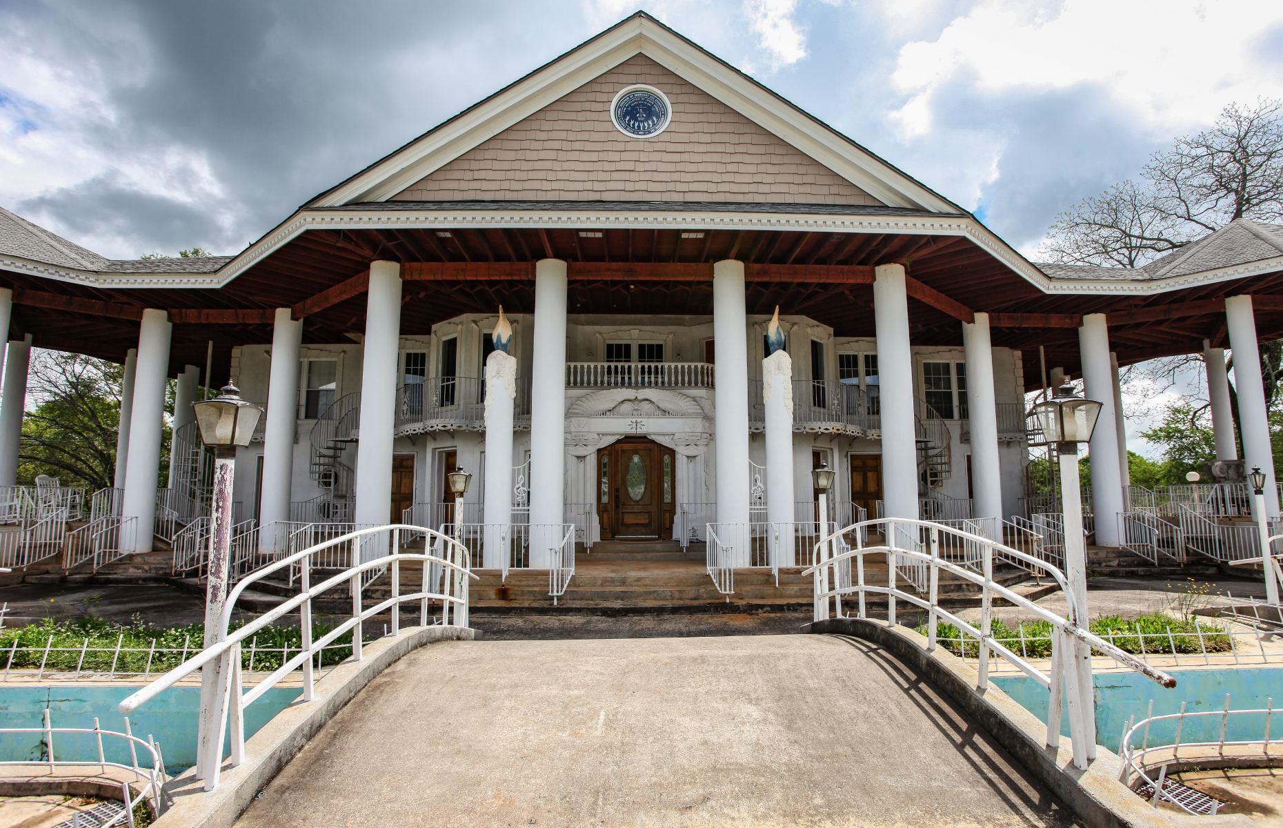 Extravagante casa estilo rancho 